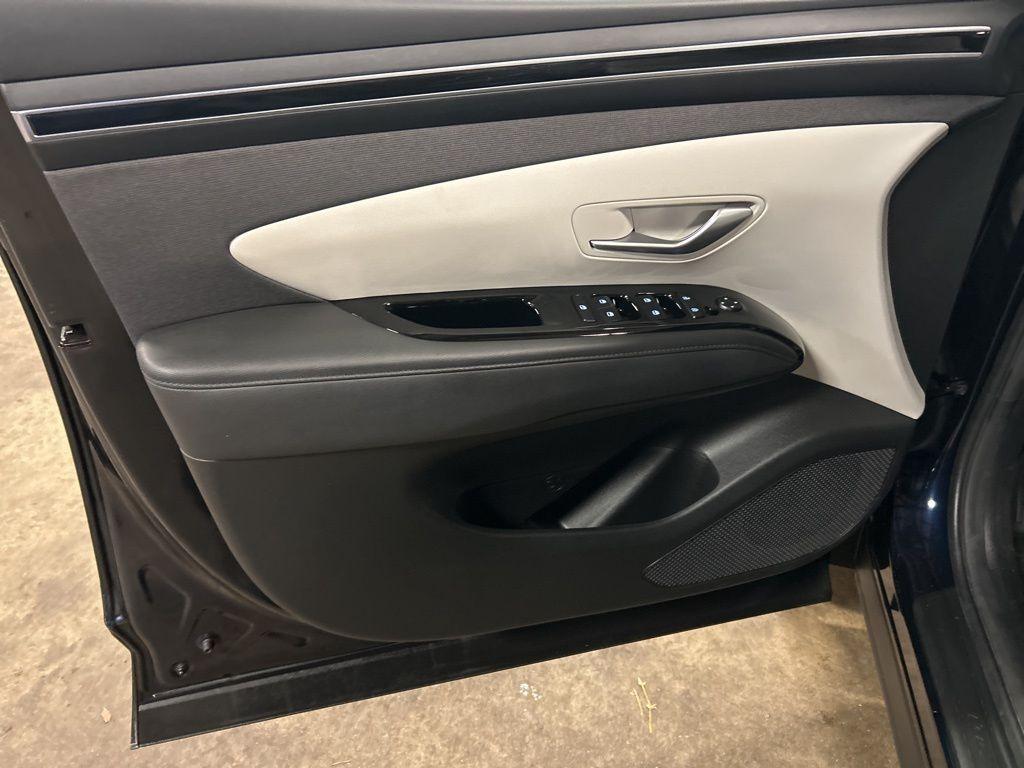 used 2024 Hyundai TUCSON Hybrid car, priced at $26,985