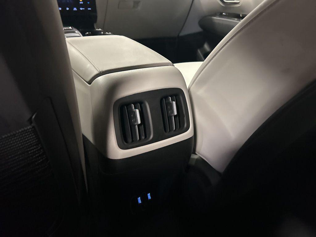 used 2024 Hyundai TUCSON Hybrid car, priced at $26,985