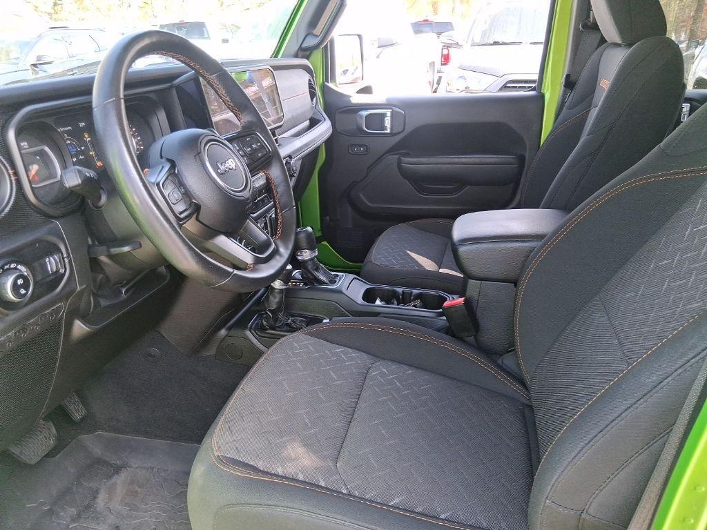 used 2025 Jeep Gladiator car, priced at $46,400