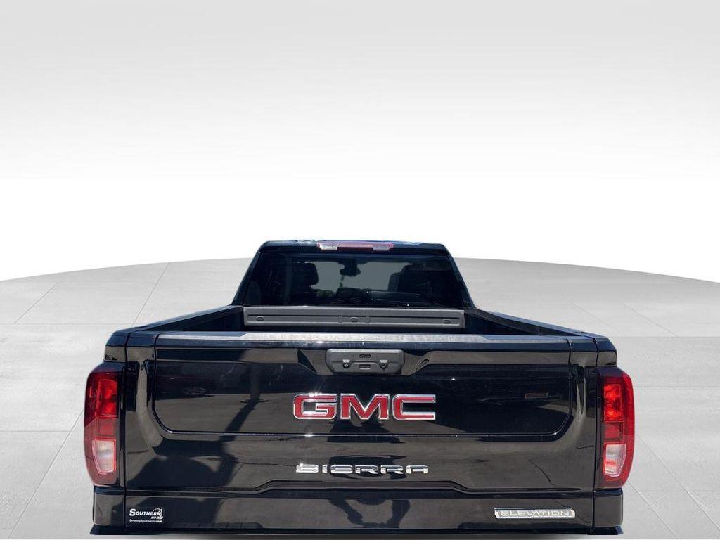 used 2022 GMC Sierra 1500 car, priced at $40,350