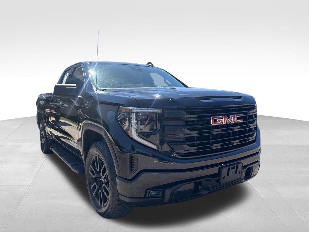 used 2022 GMC Sierra 1500 car, priced at $40,350