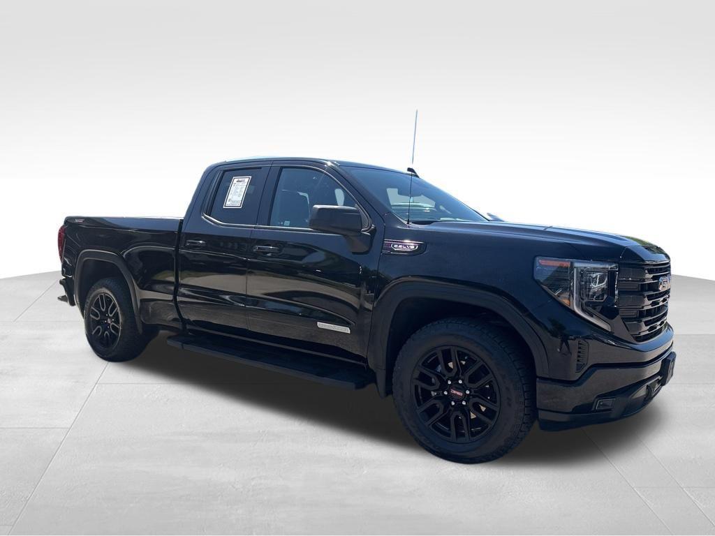 used 2022 GMC Sierra 1500 car, priced at $40,350