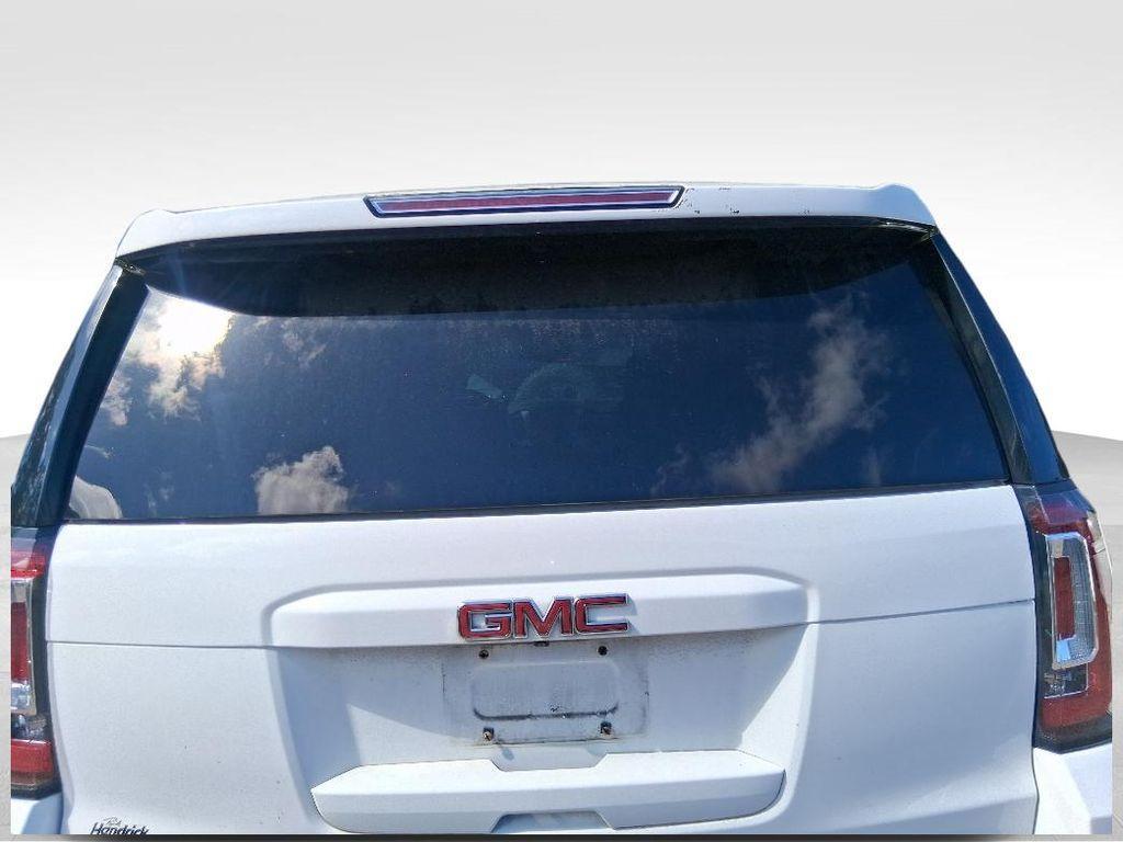used 2016 GMC Yukon car, priced at $18,074