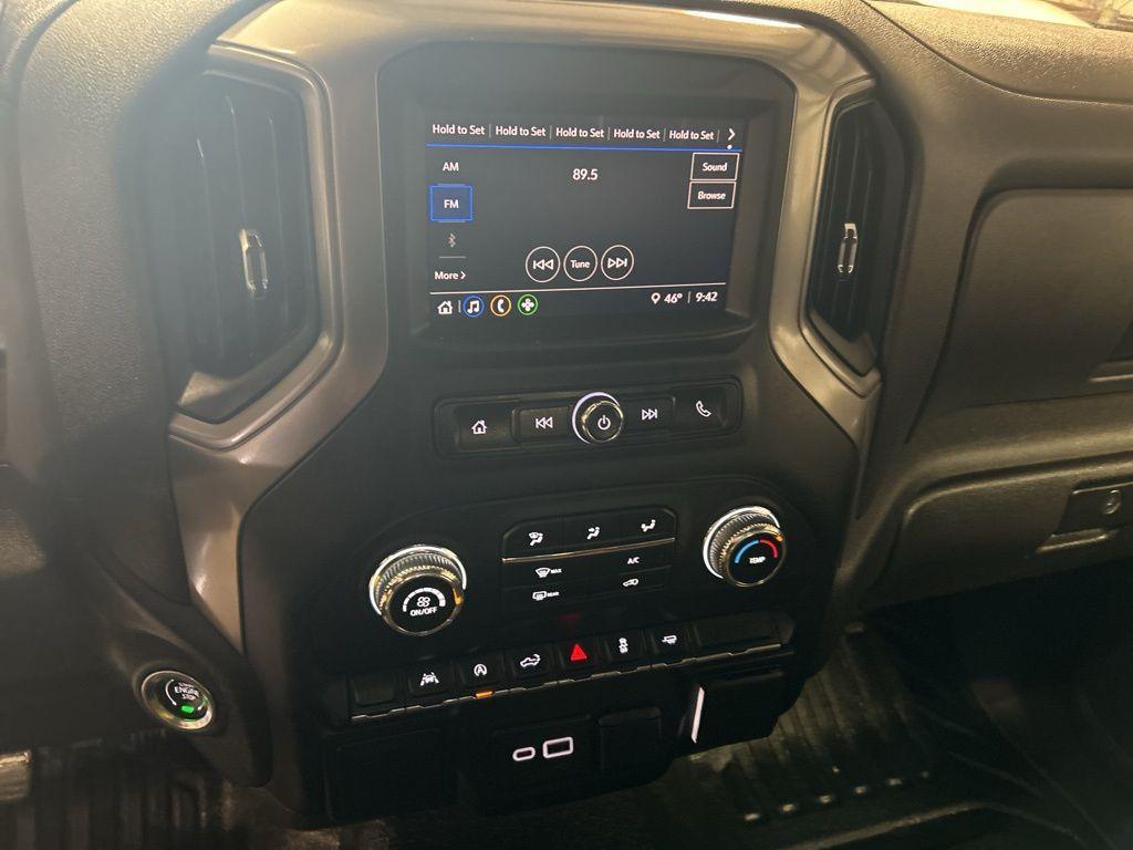 used 2024 GMC Sierra 1500 car, priced at $26,500