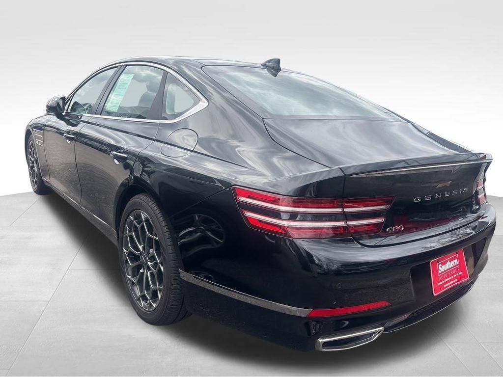 used 2021 Genesis G80 car, priced at $27,995