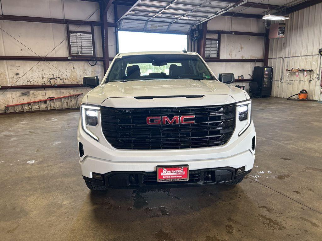 new 2026 GMC Sierra 1500 car, priced at $47,564