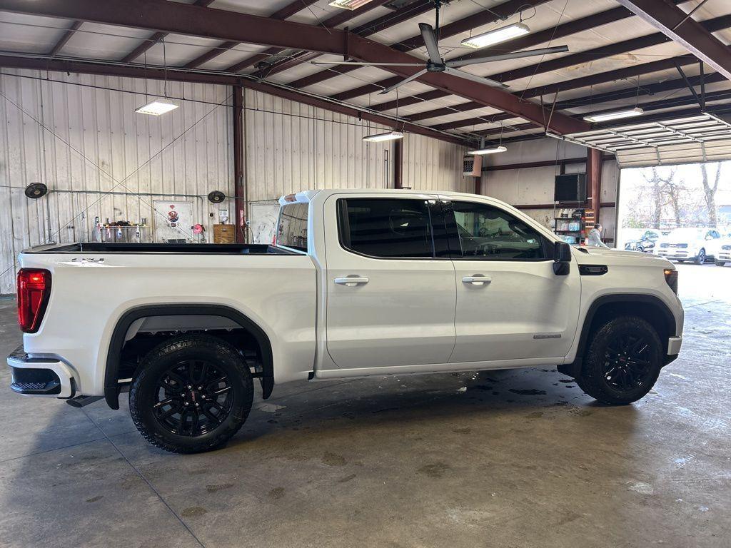 new 2026 GMC Sierra 1500 car, priced at $47,564