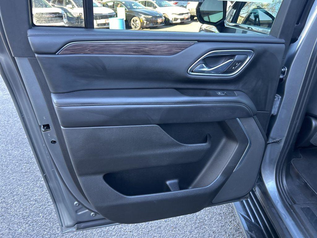 used 2021 Chevrolet Suburban car, priced at $35,980