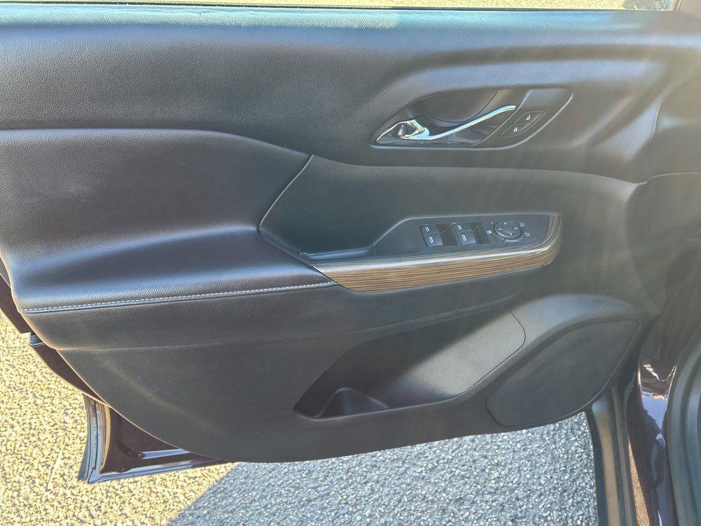 used 2017 GMC Acadia car, priced at $13,288