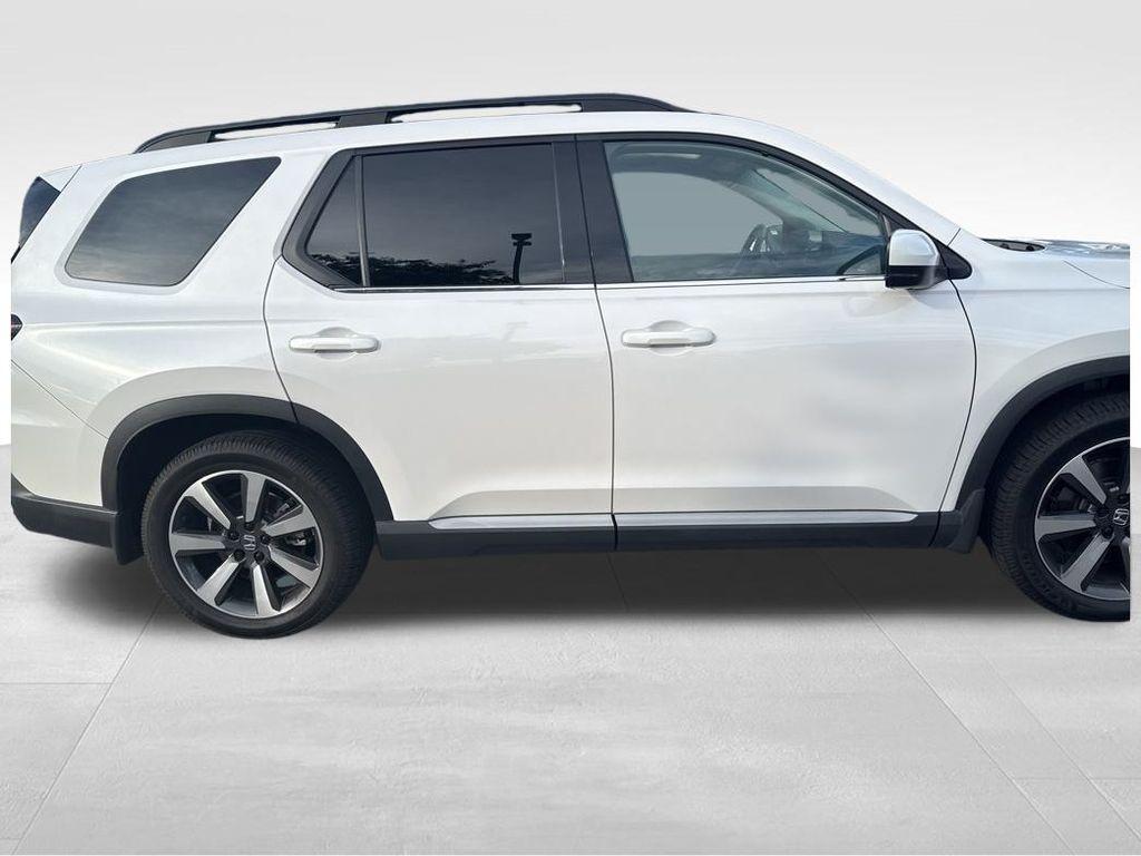 2023 Platinum Honda Pilot