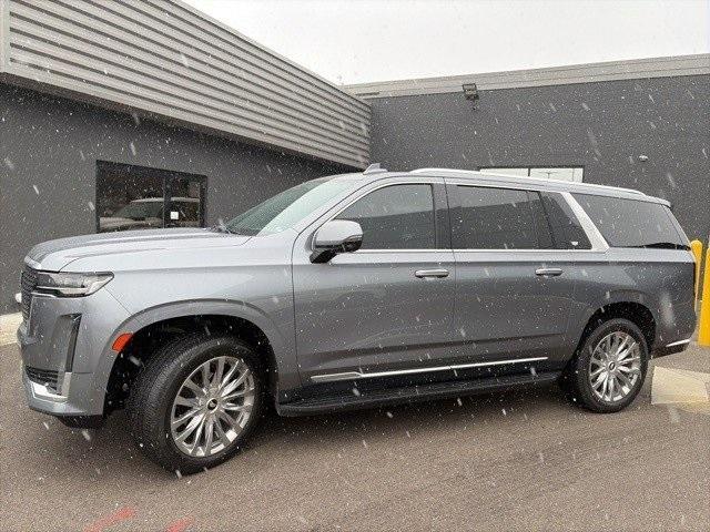 used 2021 Cadillac Escalade ESV car, priced at $57,990