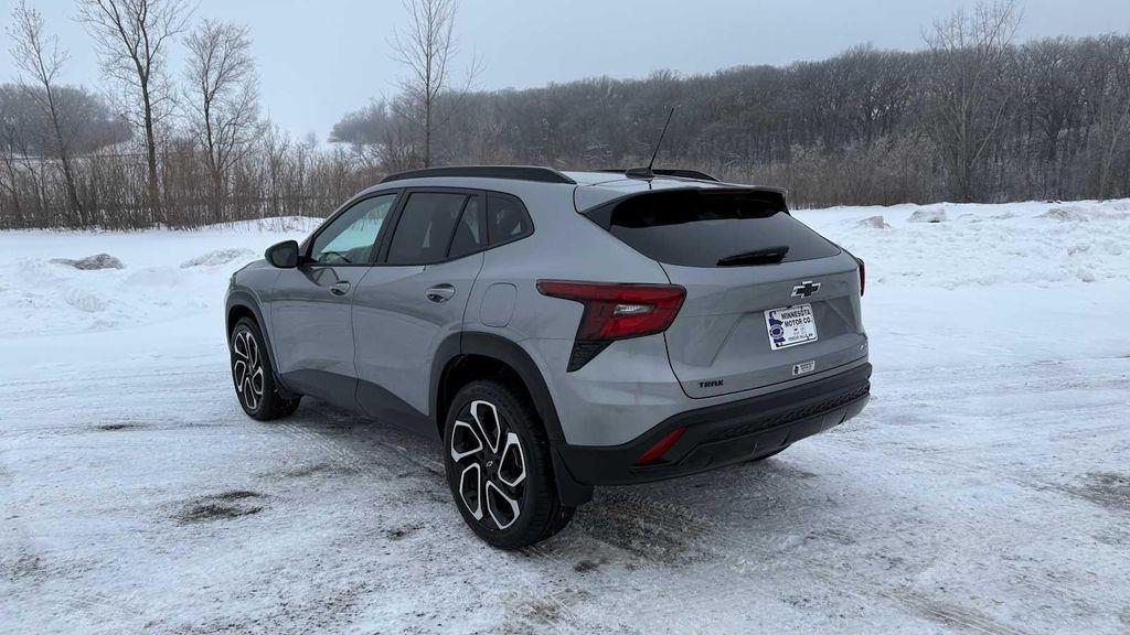 used 2024 Chevrolet Trax car, priced at $22,900