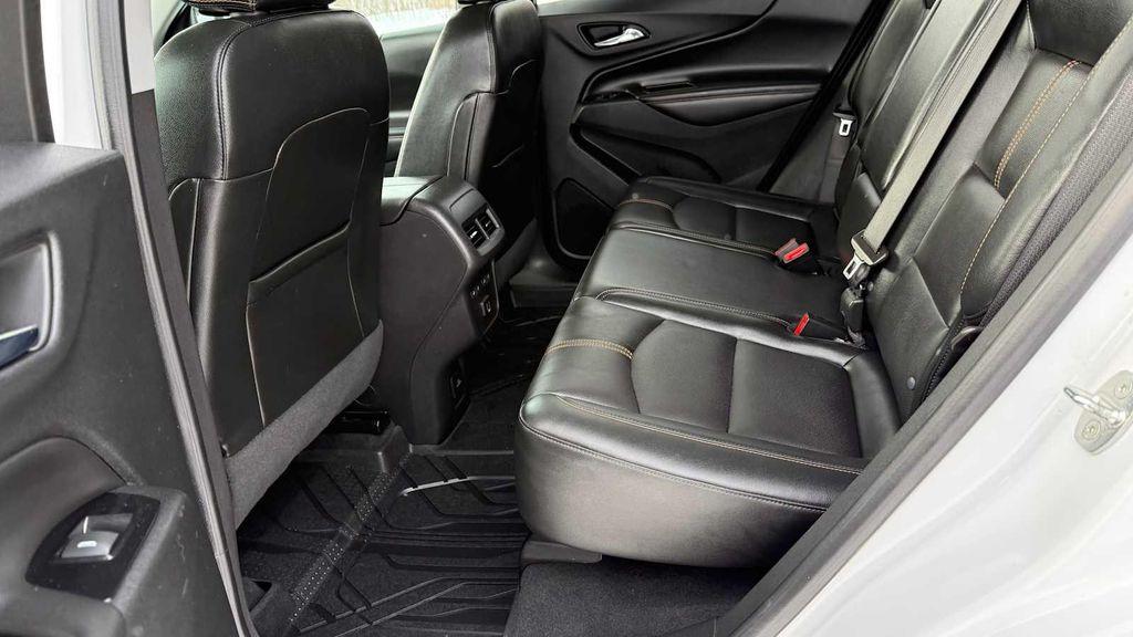 used 2023 Chevrolet Equinox car, priced at $25,900