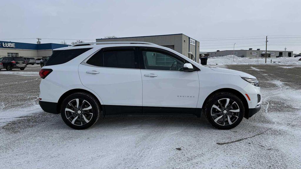 used 2023 Chevrolet Equinox car, priced at $25,900
