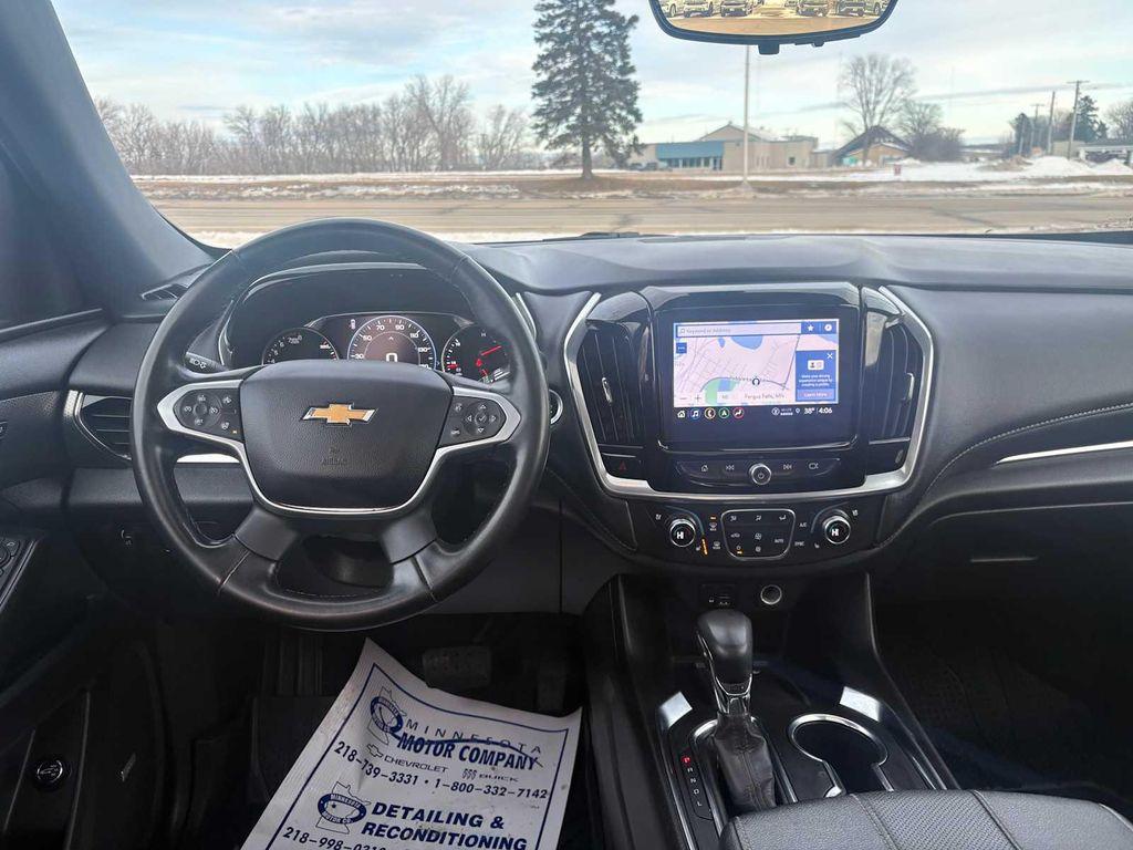 used 2023 Chevrolet Traverse car, priced at $36,999