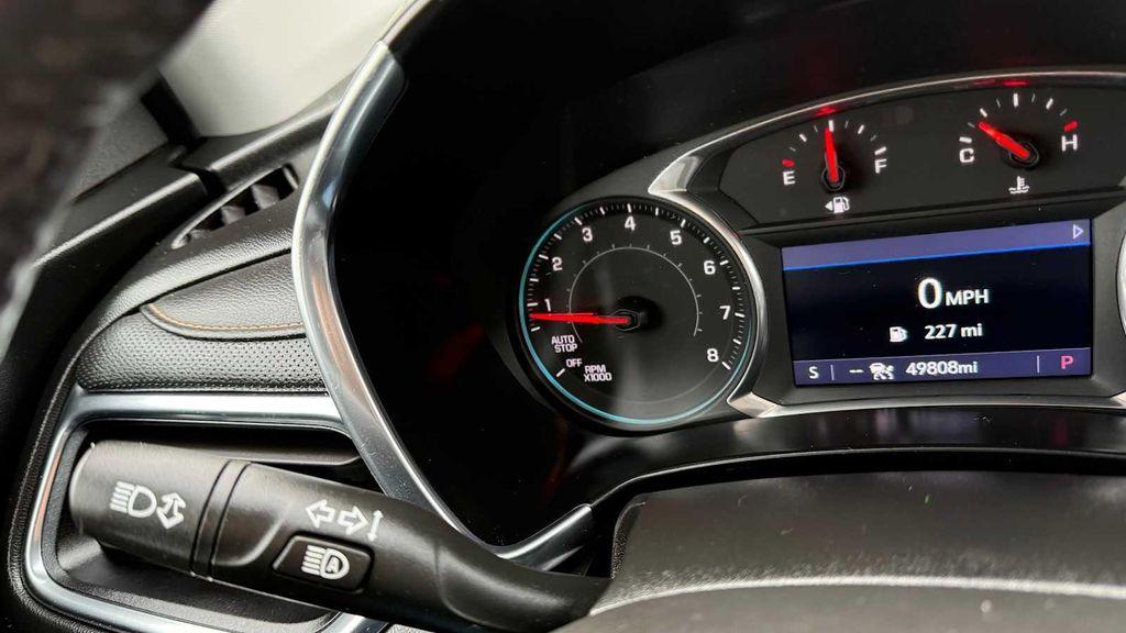 used 2021 Chevrolet Equinox car, priced at $22,472