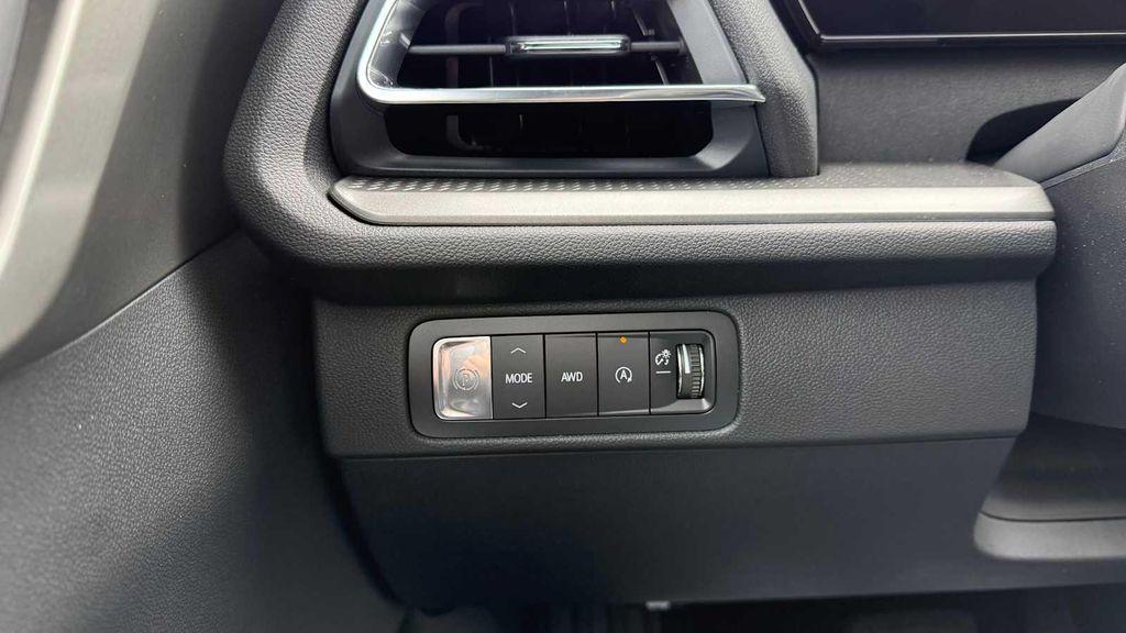 new 2026 Chevrolet Traverse car, priced at $45,719