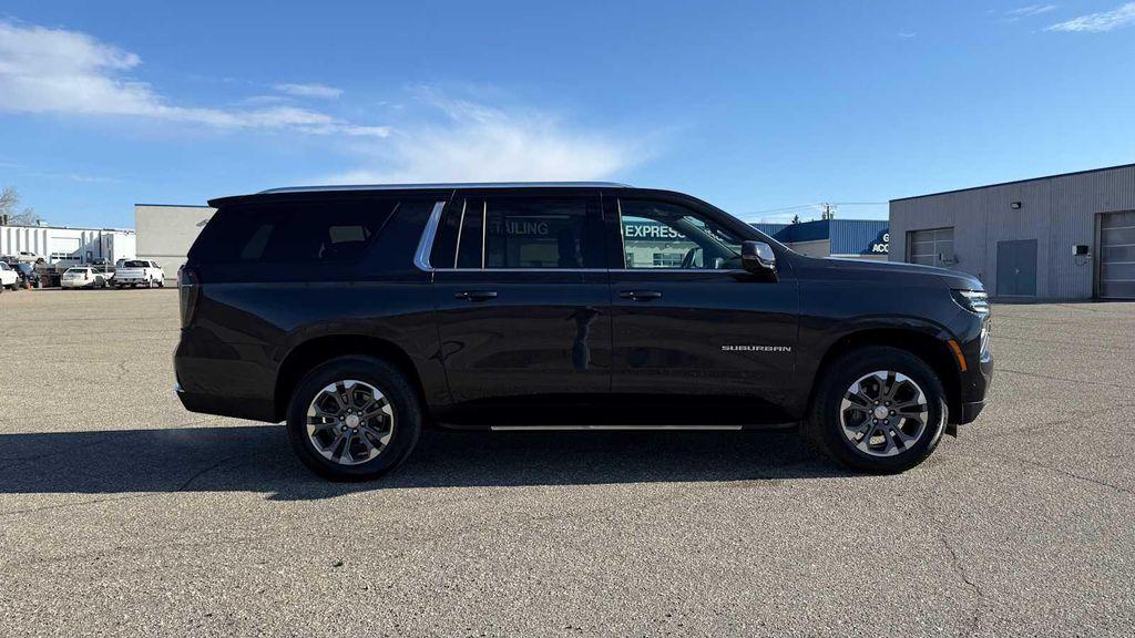 used 2025 Chevrolet Suburban car, priced at $69,000