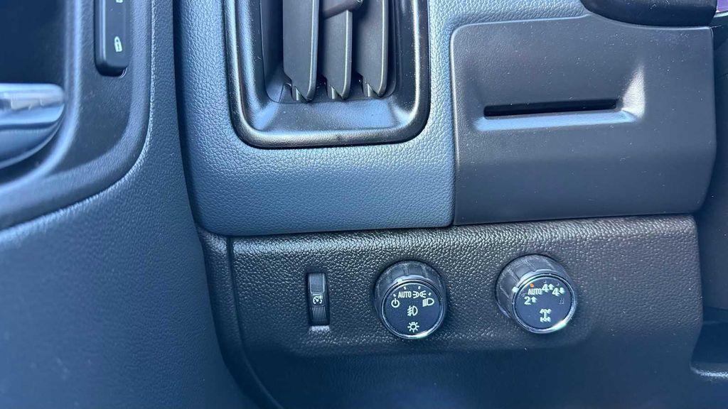 used 2022 Chevrolet Colorado car, priced at $31,799