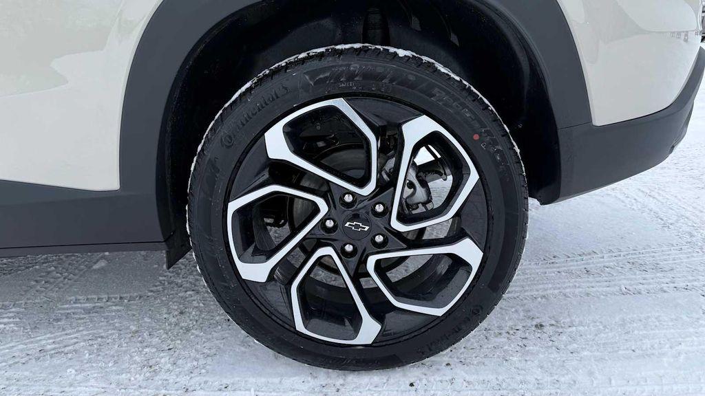 new 2026 Chevrolet Trax car, priced at $28,088