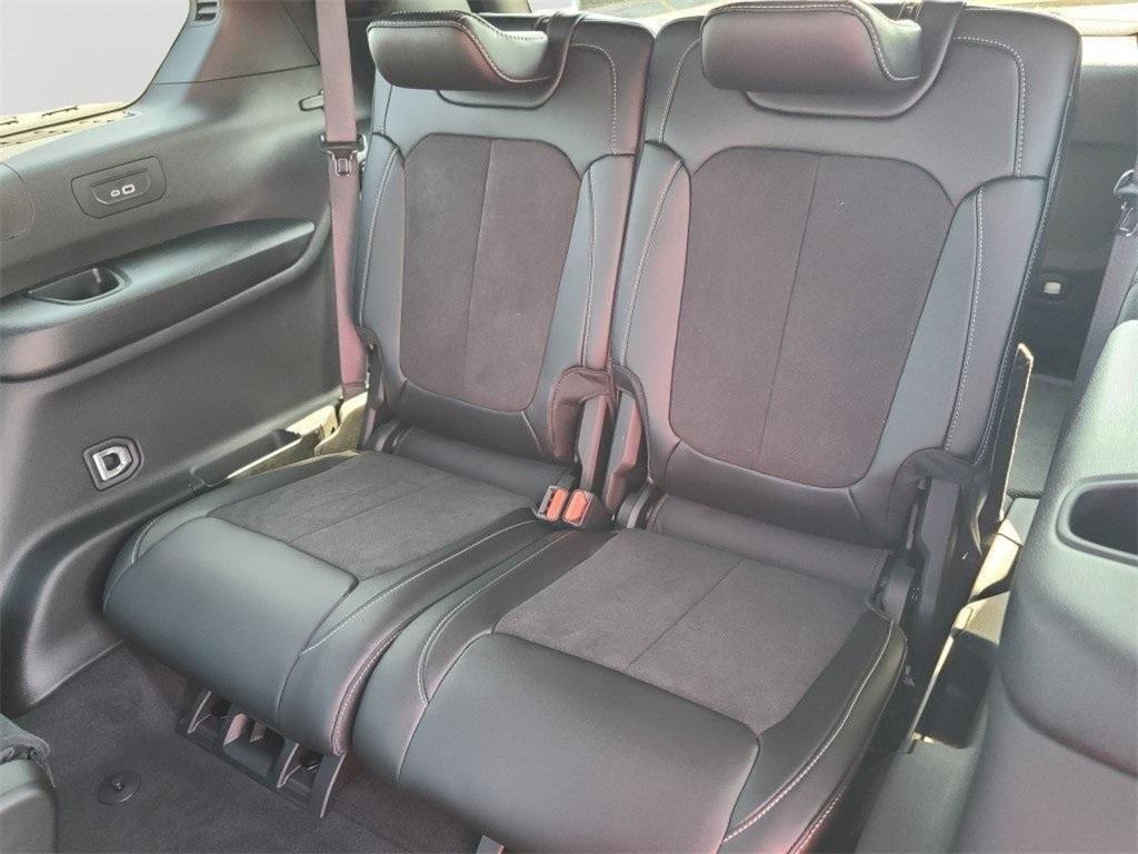 new 2025 Jeep Grand Cherokee L car, priced at $39,500