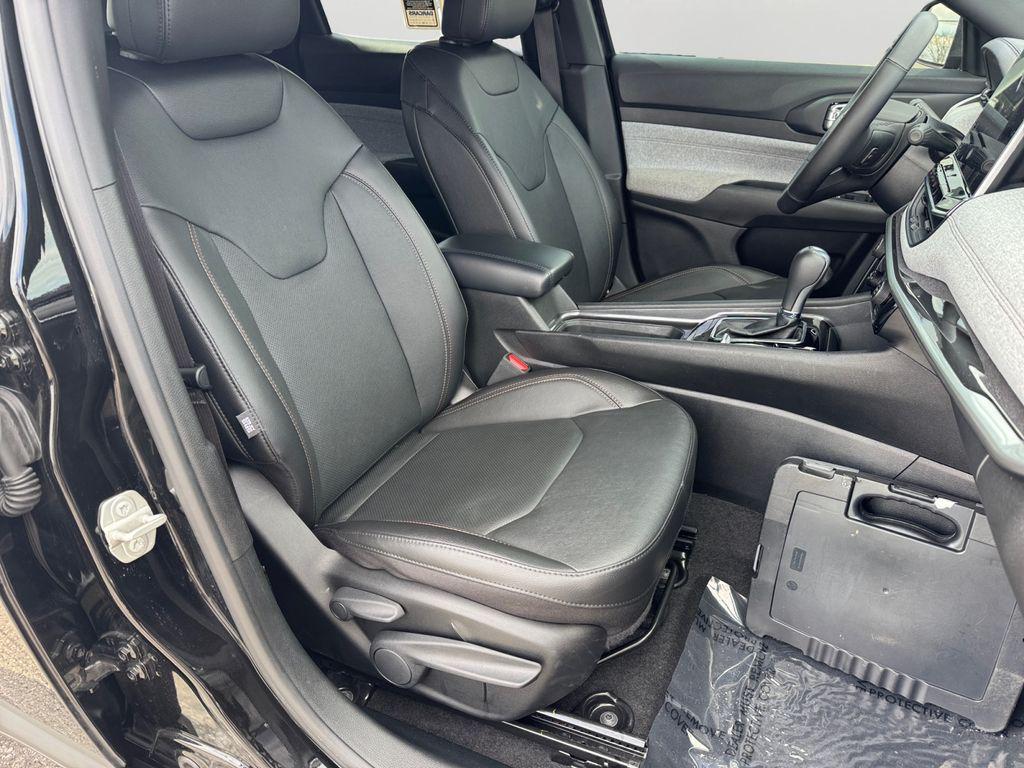 used 2023 Jeep Compass car, priced at $20,000