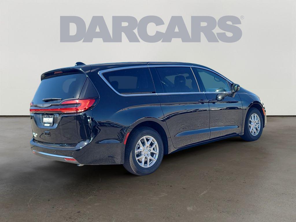 new 2026 Chrysler Pacifica car, priced at $40,700