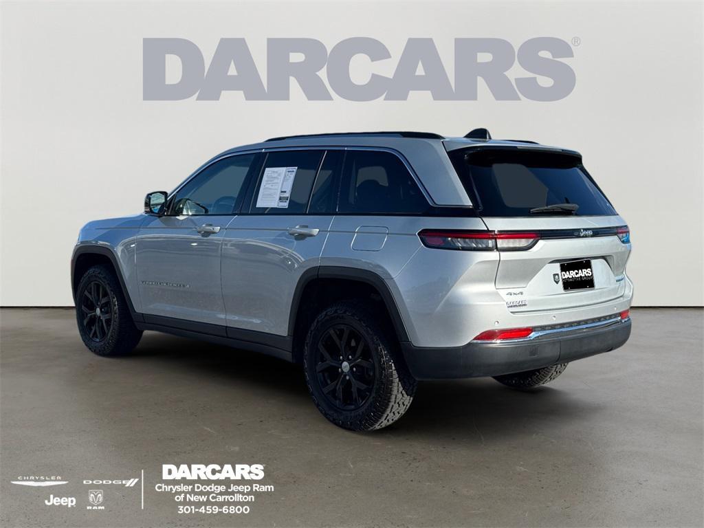 used 2022 Jeep Grand Cherokee car, priced at $26,995
