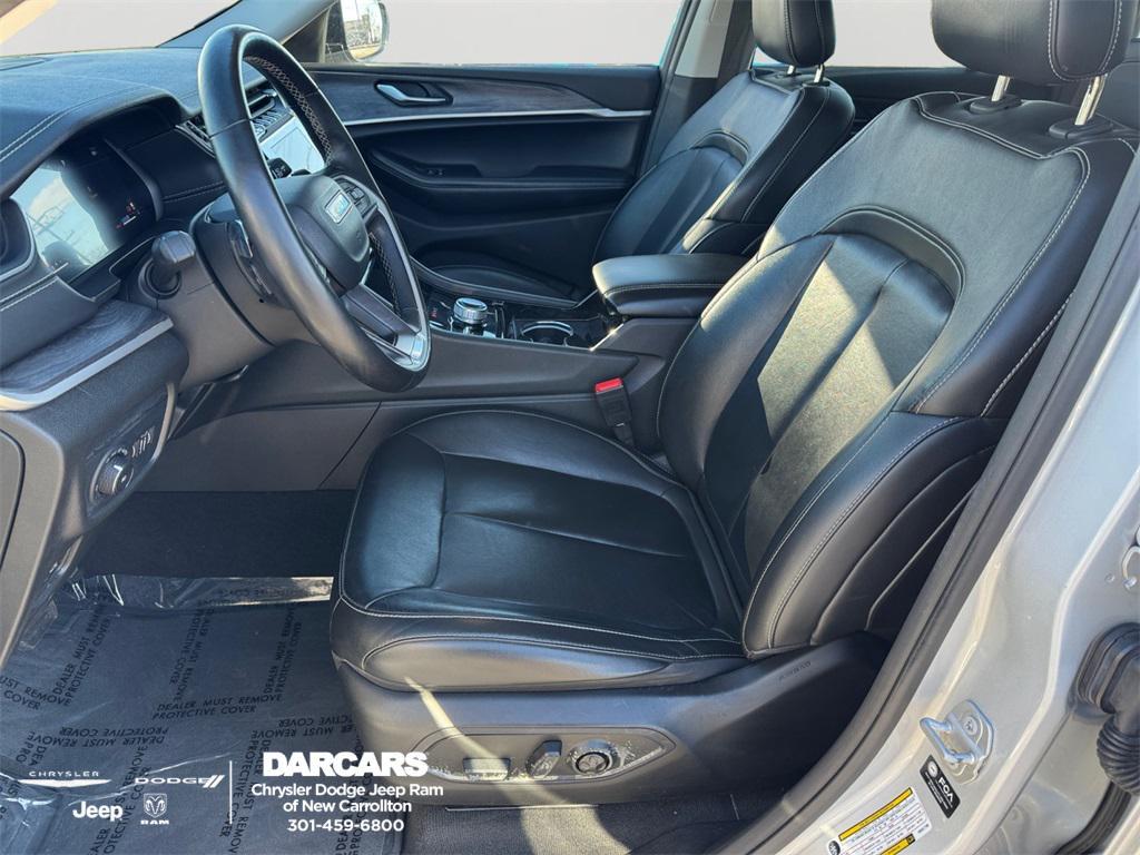 used 2022 Jeep Grand Cherokee car, priced at $26,995