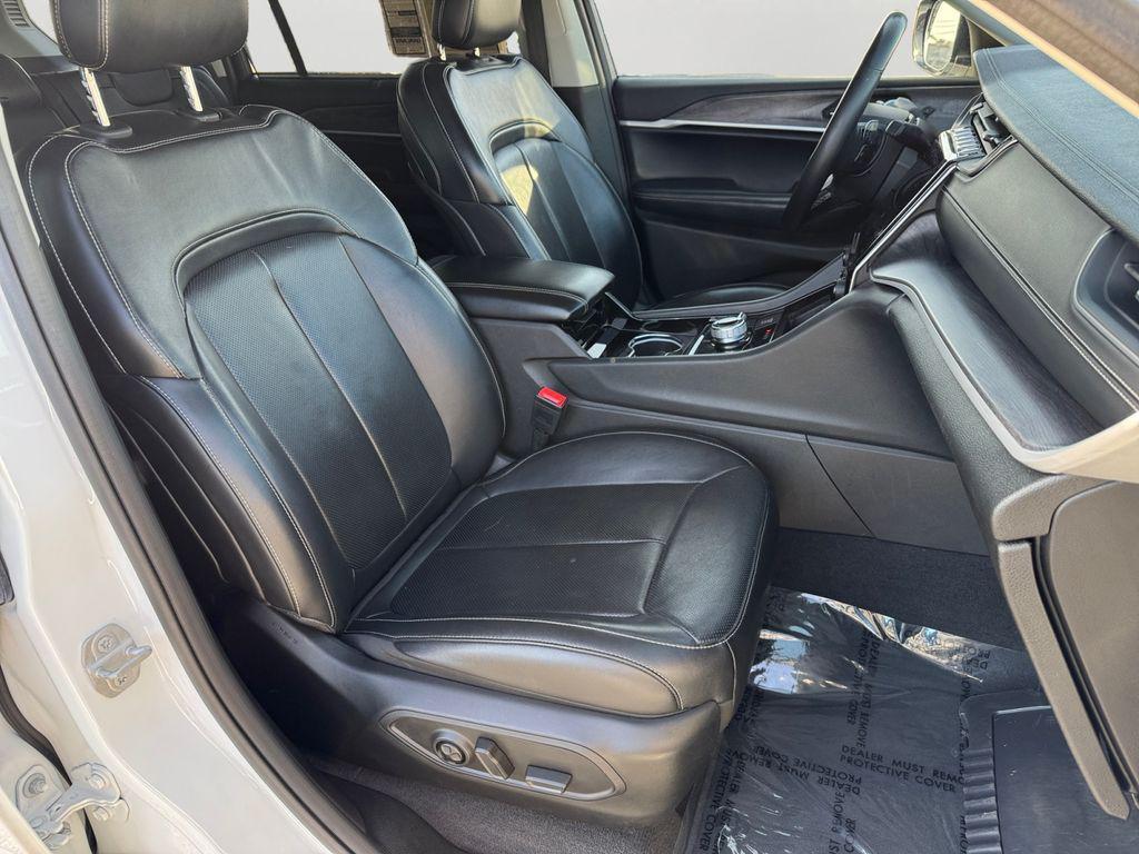 used 2022 Jeep Grand Cherokee L car, priced at $28,000