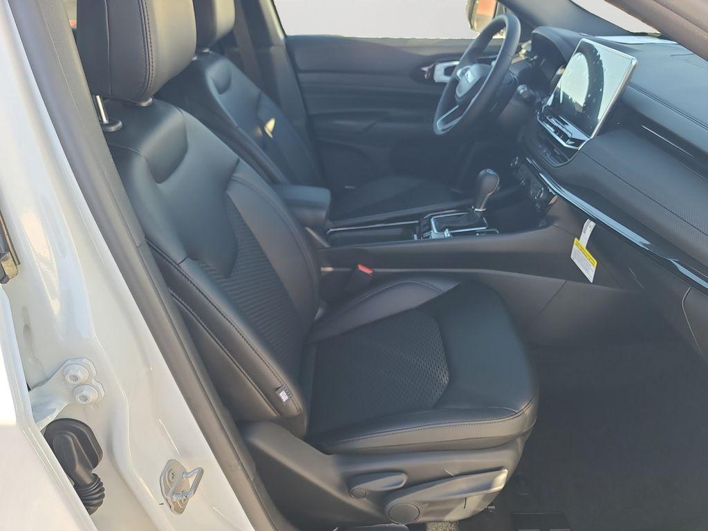 new 2026 Jeep Compass car, priced at $29,000