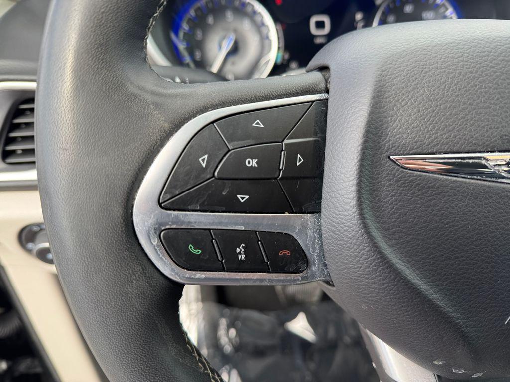 used 2024 Chrysler Pacifica car, priced at $23,995