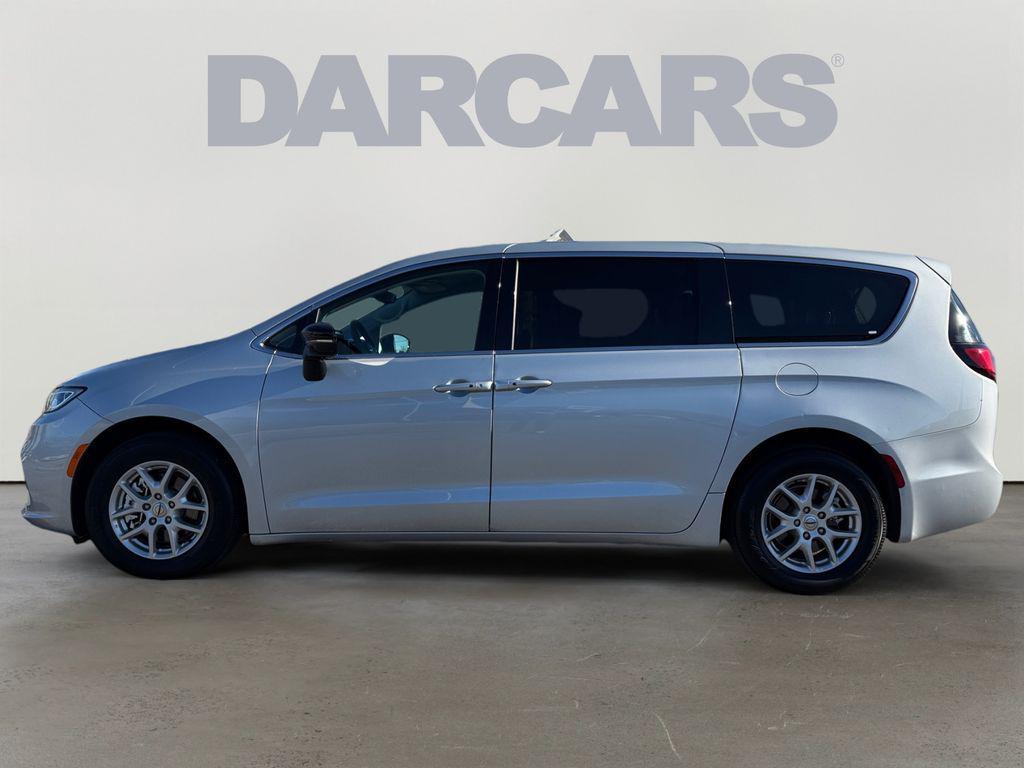 used 2024 Chrysler Pacifica car, priced at $27,995