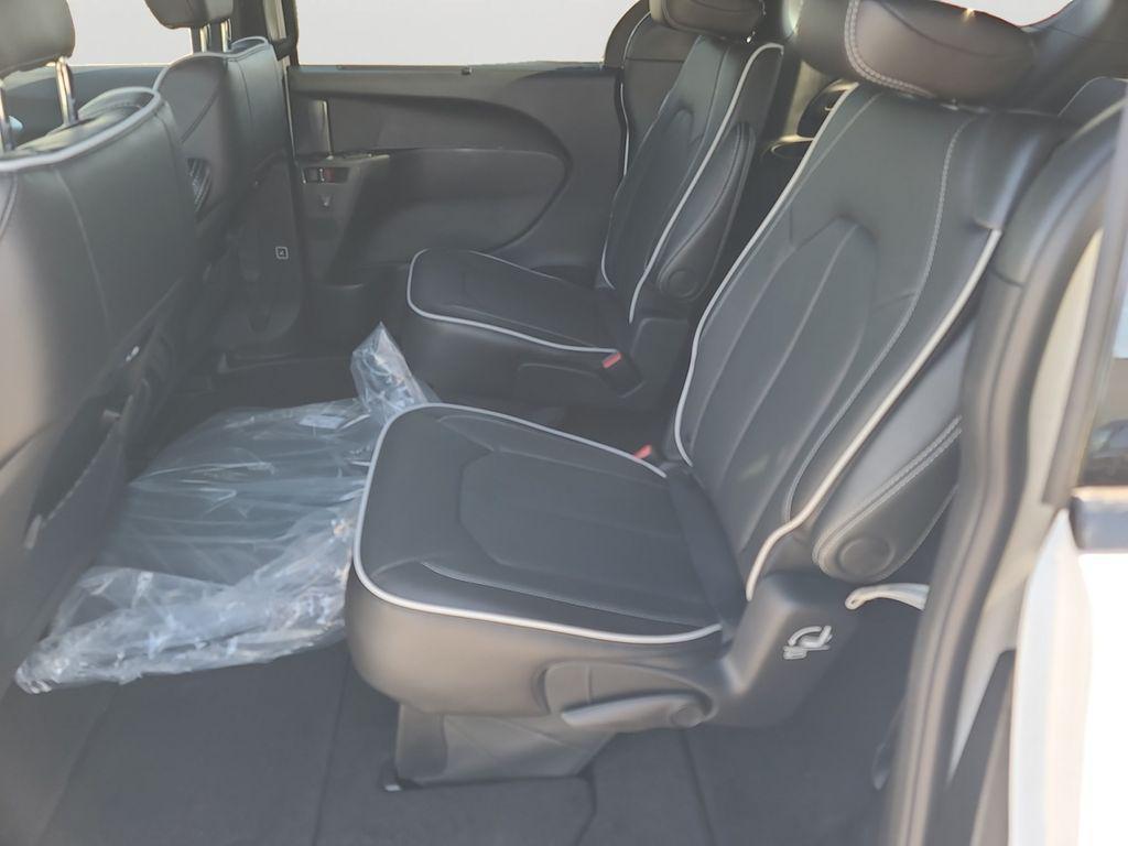 new 2026 Chrysler Pacifica car, priced at $49,600