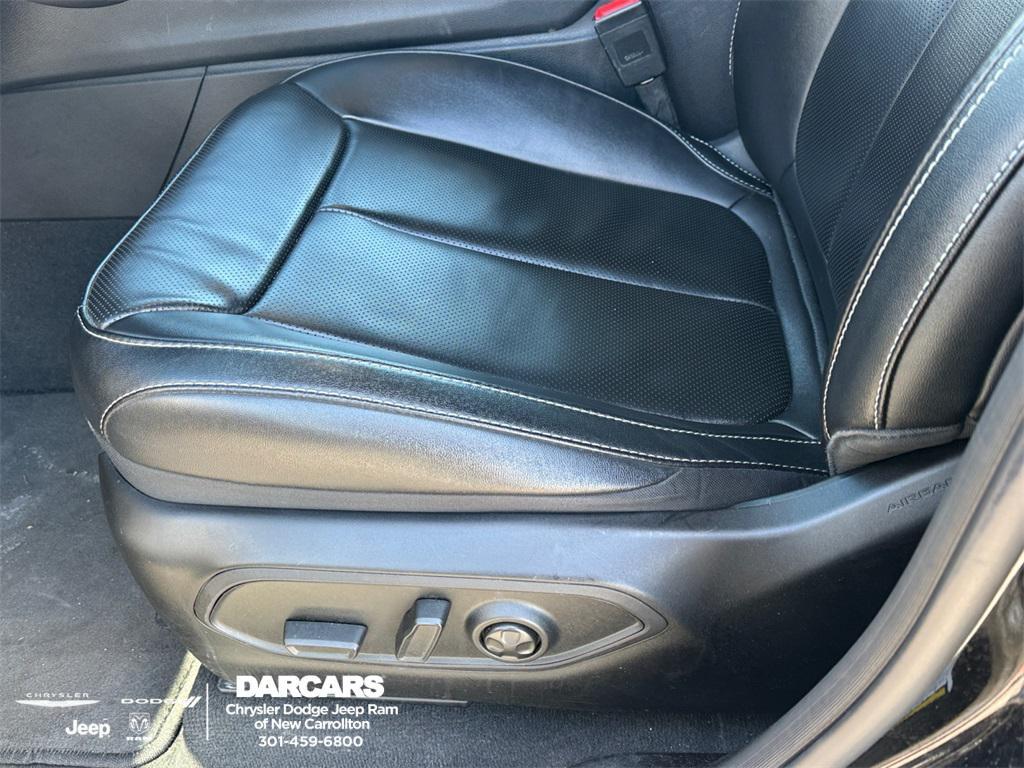 used 2024 Jeep Grand Cherokee L car, priced at $31,487