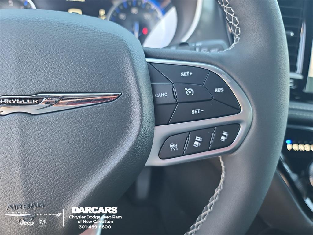 new 2026 Chrysler Pacifica car, priced at $40,500