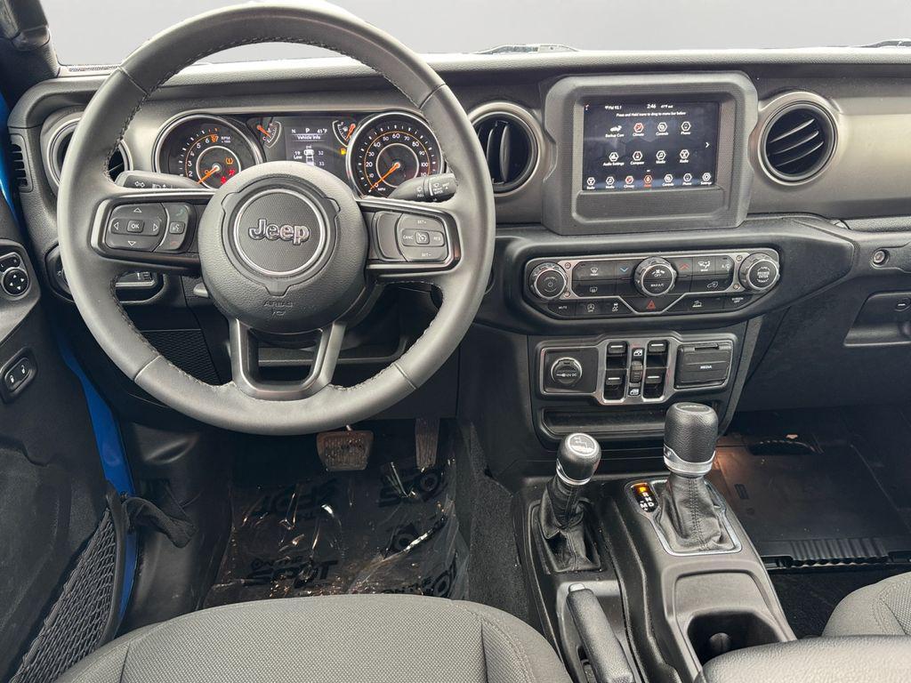 used 2023 Jeep Gladiator car, priced at $27,800