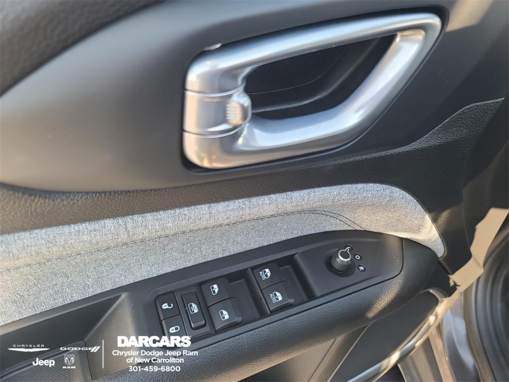 used 2023 Jeep Compass car, priced at $20,200