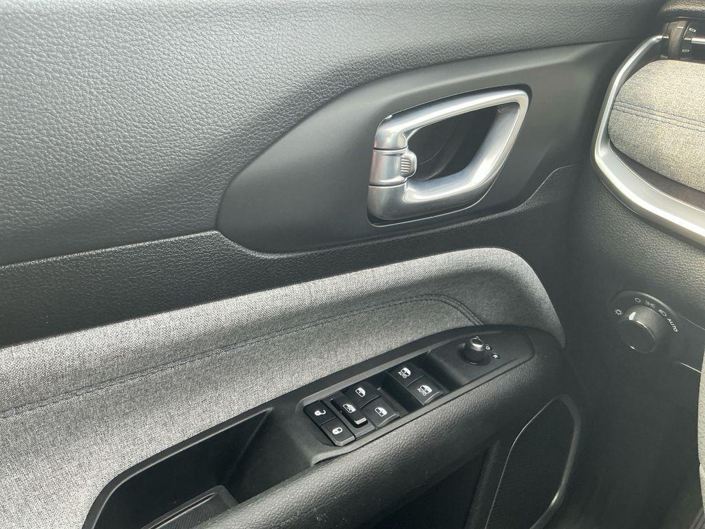 used 2023 Jeep Compass car, priced at $21,406