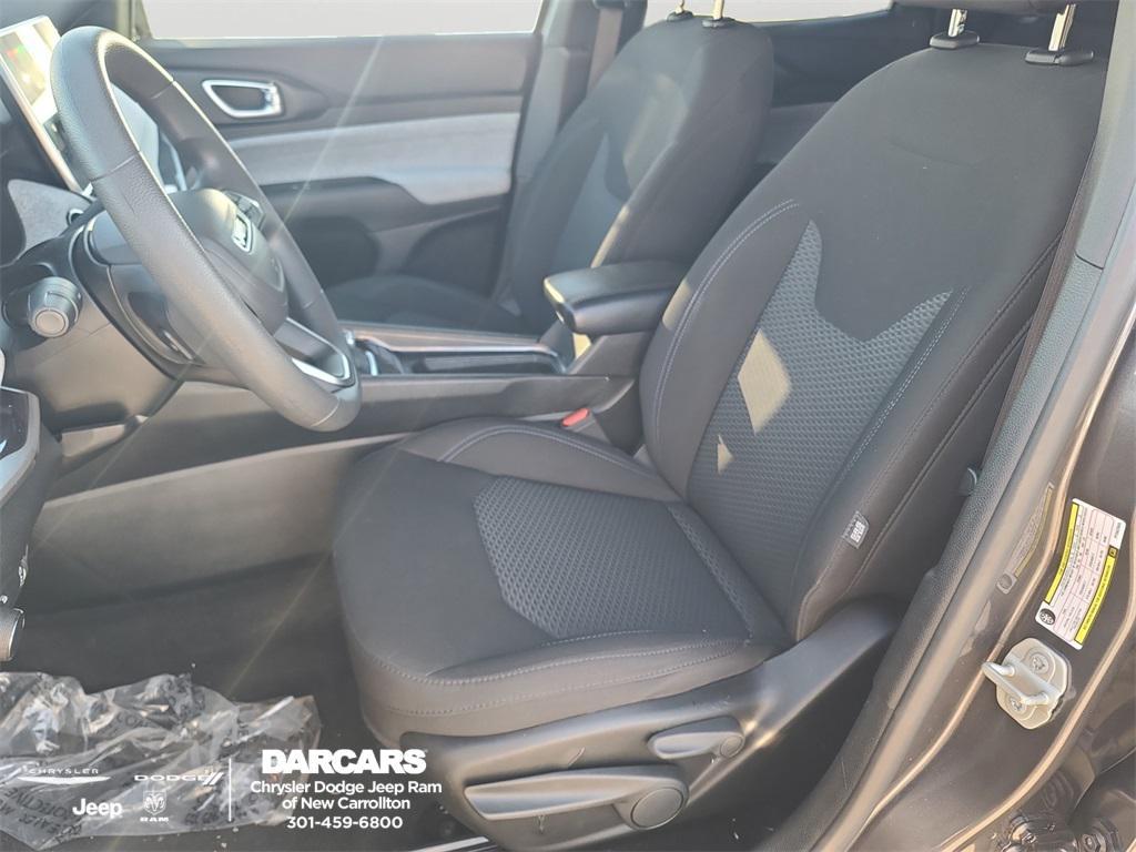 used 2023 Jeep Compass car, priced at $20,200