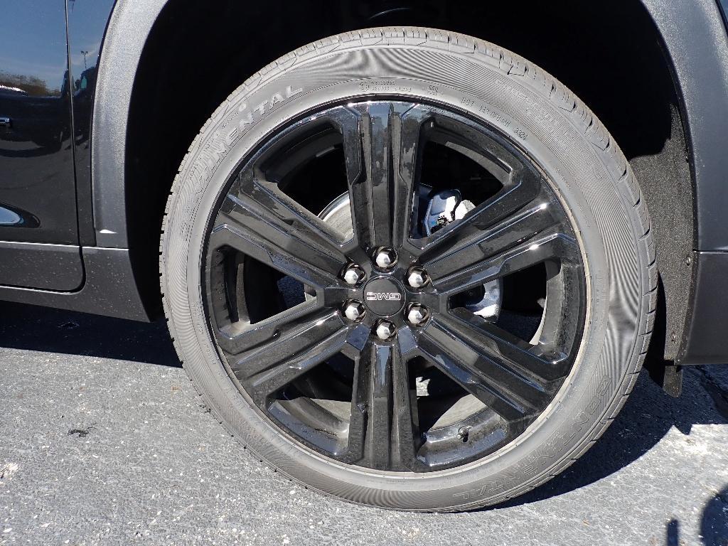 new 2026 GMC Acadia car, priced at $49,220