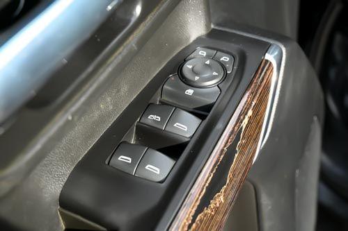 used 2021 GMC Sierra 2500 car, priced at $36,343