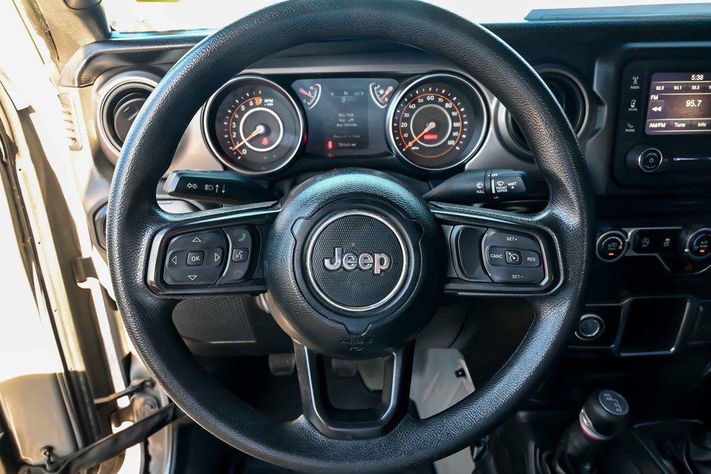 used 2021 Jeep Wrangler Unlimited car, priced at $23,446