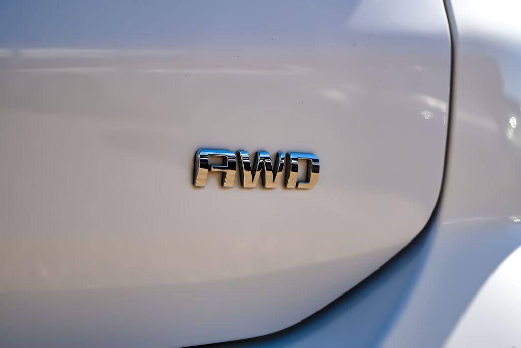 used 2023 Chevrolet Equinox car, priced at $18,345