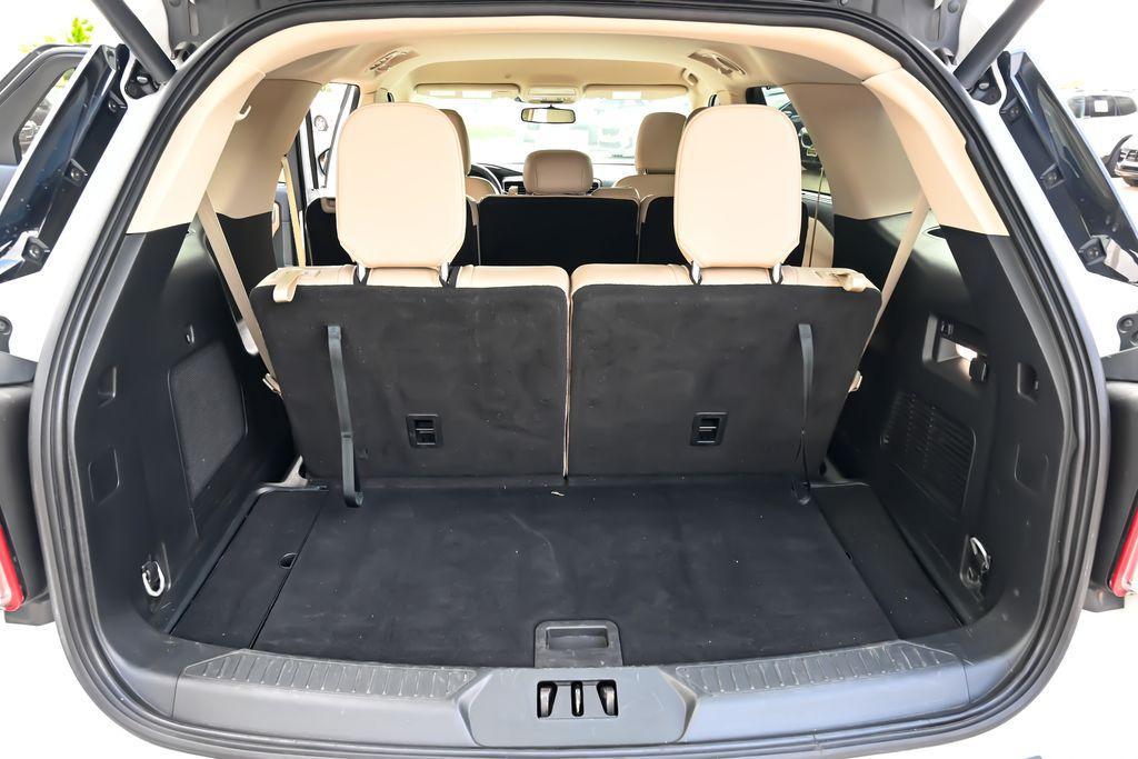 used 2023 Ford Explorer car