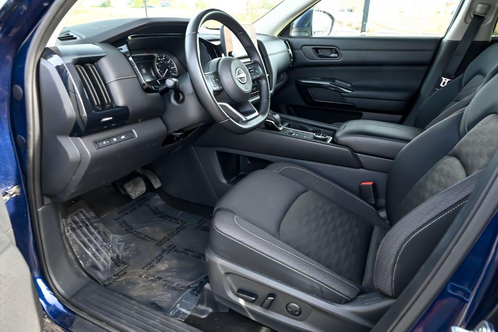 used 2025 Nissan Pathfinder car, priced at $28,451