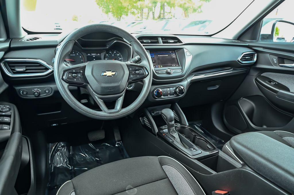 used 2022 Chevrolet TrailBlazer car, priced at $18,889