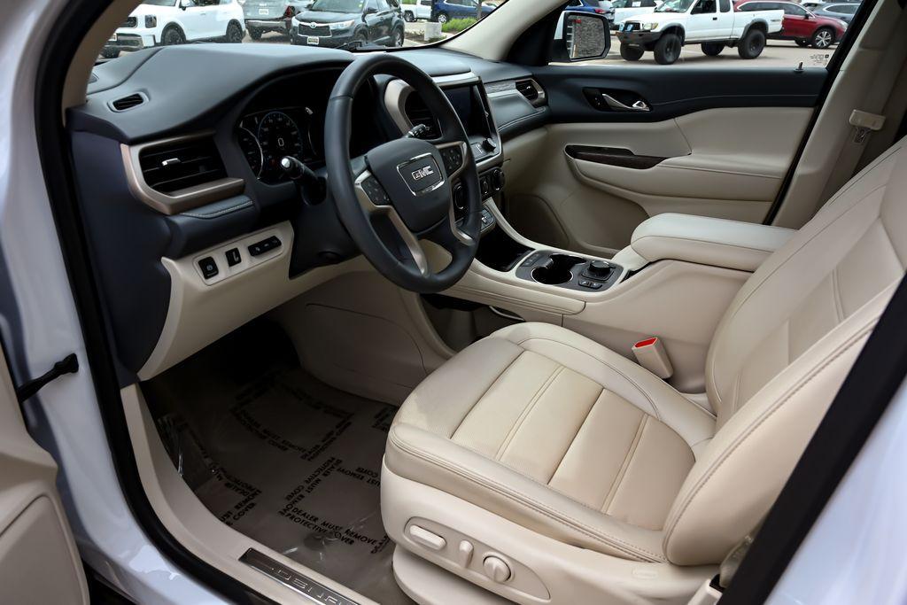 used 2023 GMC Acadia car