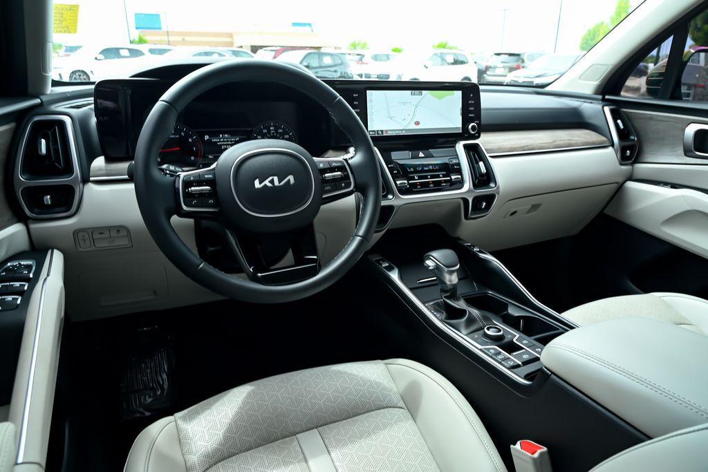 used 2023 Kia Sorento car