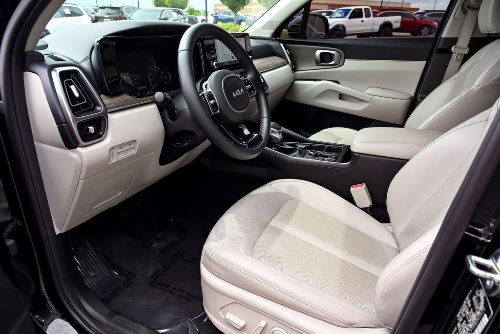 used 2023 Kia Sorento car